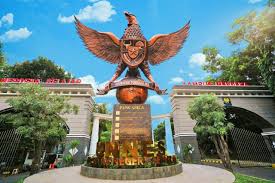 Daya Tarik Universitas Negeri Semarang yang Jadi Kampus Favorit di Jawa Tengah